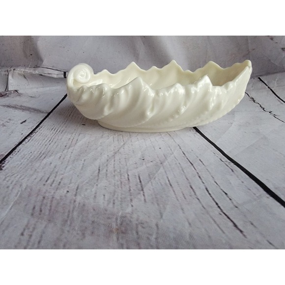 LENOX Porcelain Acanthus Leaf Candy Nut Dish Bowl White Sculpted 5.5 In VINTAGE - Picture 3 of 6